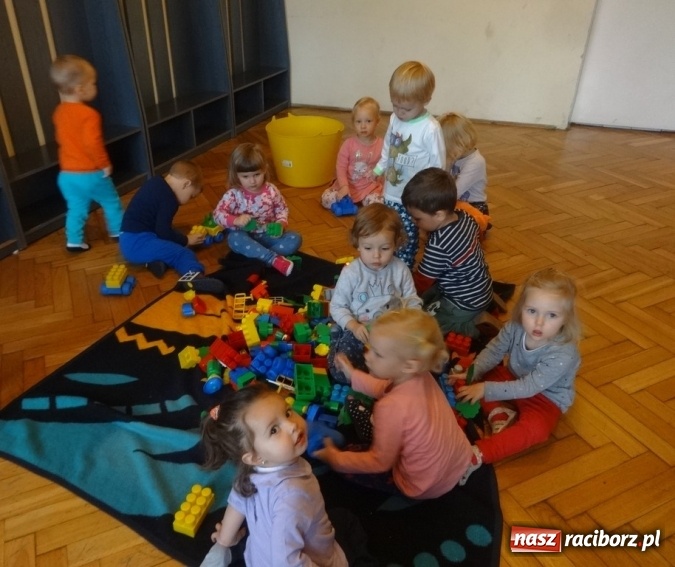 Zdjęcie w galerii na portalu naszraciborz.pl: Piękna jesień u maluchów w RCK wiadomości z regionu