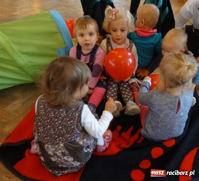 Zdjęcie w galerii na portalu naszraciborz.pl: Piękna jesień u maluchów w RCK wiadomości z regionu