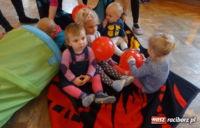 Zdjęcie w galerii na portalu naszraciborz.pl: Piękna jesień u maluchów w RCK wiadomości z regionu