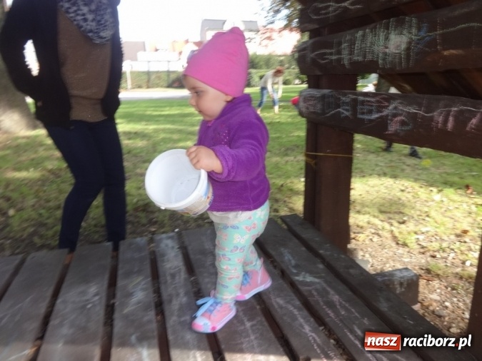Zdjęcie w galerii na portalu naszraciborz.pl: Piękna jesień u maluchów w RCK wiadomości z regionu