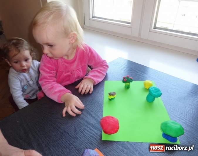 Zdjęcie w galerii na portalu naszraciborz.pl: Piękna jesień u maluchów w RCK wiadomości z regionu