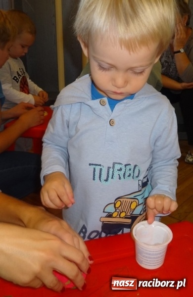 Zdjęcie w galerii na portalu naszraciborz.pl: Piękna jesień u maluchów w RCK wiadomości z regionu