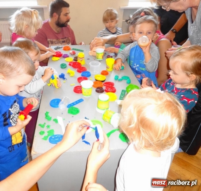 Zdjęcie w galerii na portalu naszraciborz.pl: Piękna jesień u maluchów w RCK wiadomości z regionu