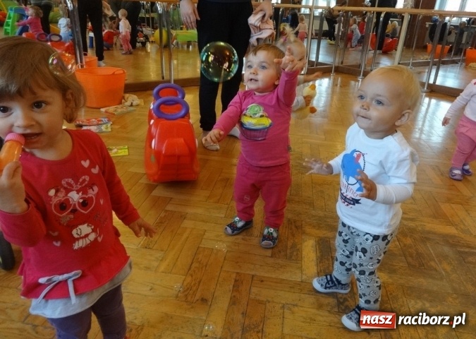 Zdjęcie w galerii na portalu naszraciborz.pl: Piękna jesień u maluchów w RCK wiadomości z regionu