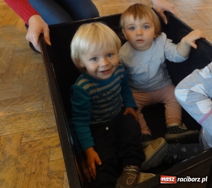 Zdjęcie w galerii na portalu naszraciborz.pl: Piękna jesień u maluchów w RCK wiadomości z regionu