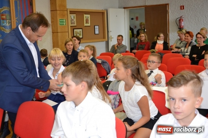 Zdjęcie w galerii na portalu naszraciborz.pl: Najmłodsi studenci gminy Krzyżanowice zainaugurowali rok akademicki  wiadomości z regionu