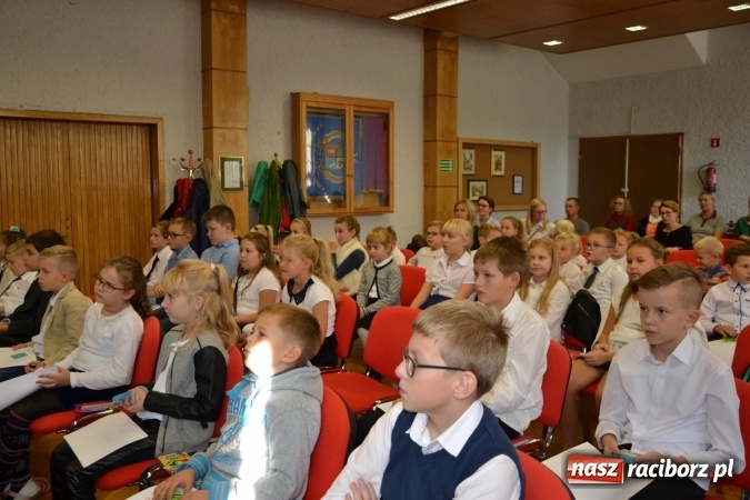 Zdjęcie w galerii na portalu naszraciborz.pl: Najmłodsi studenci gminy Krzyżanowice zainaugurowali rok akademicki  wiadomości z regionu