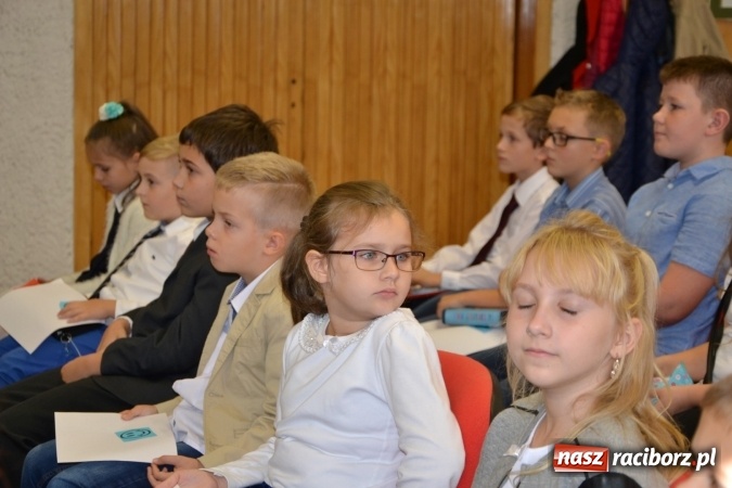 Zdjęcie w galerii na portalu naszraciborz.pl: Najmłodsi studenci gminy Krzyżanowice zainaugurowali rok akademicki  wiadomości z regionu