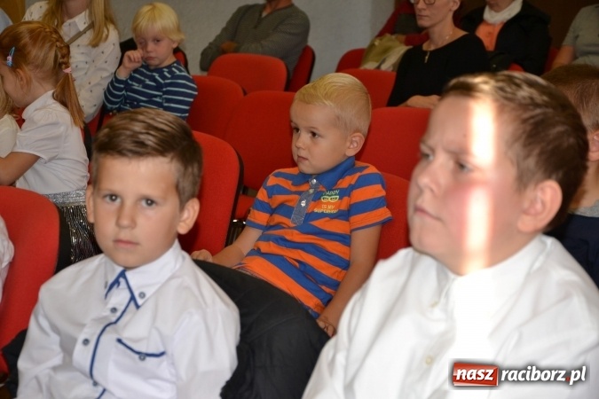 Zdjęcie w galerii na portalu naszraciborz.pl: Najmłodsi studenci gminy Krzyżanowice zainaugurowali rok akademicki  wiadomości z regionu