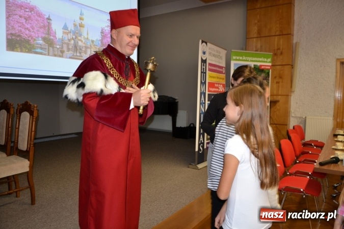 Zdjęcie w galerii na portalu naszraciborz.pl: Najmłodsi studenci gminy Krzyżanowice zainaugurowali rok akademicki  wiadomości z regionu