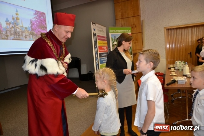 Zdjęcie w galerii na portalu naszraciborz.pl: Najmłodsi studenci gminy Krzyżanowice zainaugurowali rok akademicki  wiadomości z regionu
