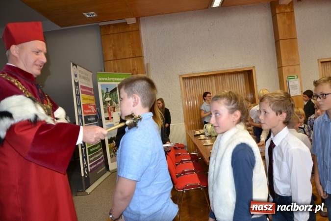 Zdjęcie w galerii na portalu naszraciborz.pl: Najmłodsi studenci gminy Krzyżanowice zainaugurowali rok akademicki  wiadomości z regionu