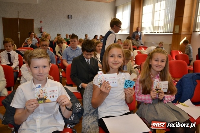 Zdjęcie w galerii na portalu naszraciborz.pl: Najmłodsi studenci gminy Krzyżanowice zainaugurowali rok akademicki  wiadomości z regionu