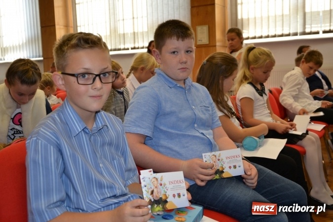 Zdjęcie w galerii na portalu naszraciborz.pl: Najmłodsi studenci gminy Krzyżanowice zainaugurowali rok akademicki  wiadomości z regionu