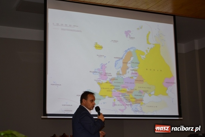 Zdjęcie w galerii na portalu naszraciborz.pl: Najmłodsi studenci gminy Krzyżanowice zainaugurowali rok akademicki  wiadomości z regionu