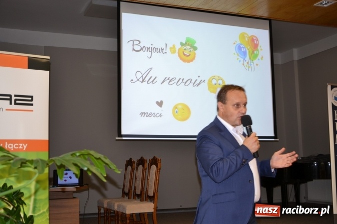 Zdjęcie w galerii na portalu naszraciborz.pl: Najmłodsi studenci gminy Krzyżanowice zainaugurowali rok akademicki  wiadomości z regionu