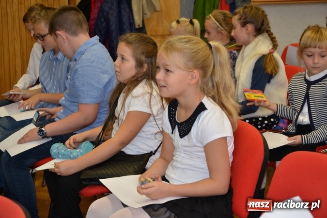 Zdjęcie w galerii na portalu naszraciborz.pl: Najmłodsi studenci gminy Krzyżanowice zainaugurowali rok akademicki  wiadomości z regionu