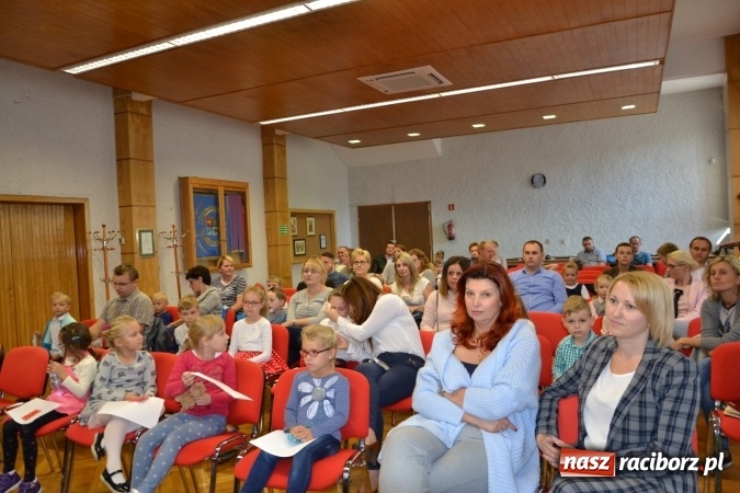 Zdjęcie w galerii na portalu naszraciborz.pl: Najmłodsi studenci gminy Krzyżanowice zainaugurowali rok akademicki  wiadomości z regionu