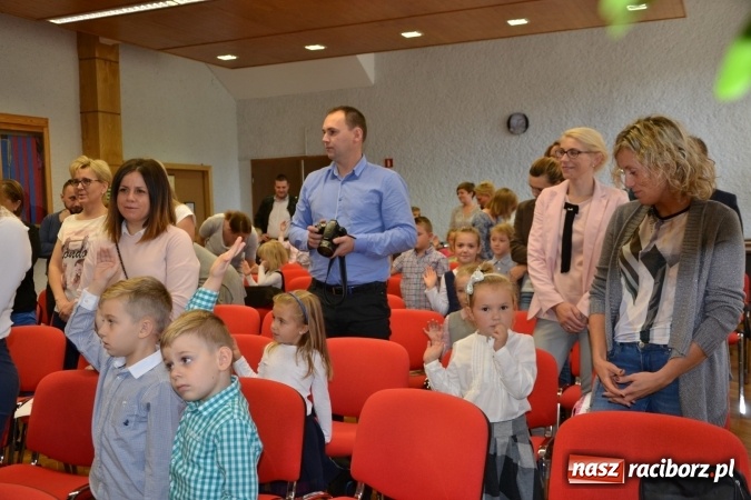 Zdjęcie w galerii na portalu naszraciborz.pl: Najmłodsi studenci gminy Krzyżanowice zainaugurowali rok akademicki  wiadomości z regionu