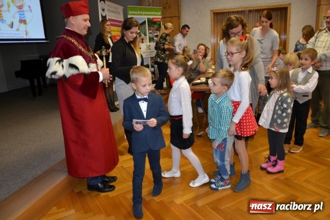 Zdjęcie w galerii na portalu naszraciborz.pl: Najmłodsi studenci gminy Krzyżanowice zainaugurowali rok akademicki  wiadomości z regionu