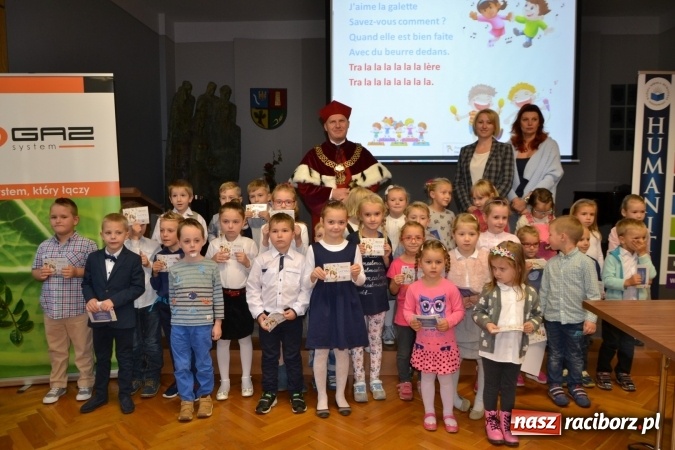 Zdjęcie w galerii na portalu naszraciborz.pl: Najmłodsi studenci gminy Krzyżanowice zainaugurowali rok akademicki  wiadomości z regionu