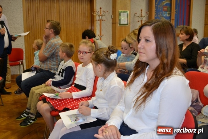 Zdjęcie w galerii na portalu naszraciborz.pl: Najmłodsi studenci gminy Krzyżanowice zainaugurowali rok akademicki  wiadomości z regionu