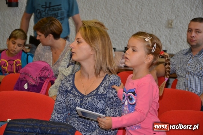 Zdjęcie w galerii na portalu naszraciborz.pl: Najmłodsi studenci gminy Krzyżanowice zainaugurowali rok akademicki  wiadomości z regionu