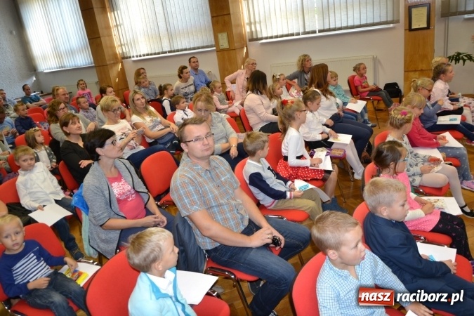 Zdjęcie w galerii na portalu naszraciborz.pl: Najmłodsi studenci gminy Krzyżanowice zainaugurowali rok akademicki  wiadomości z regionu