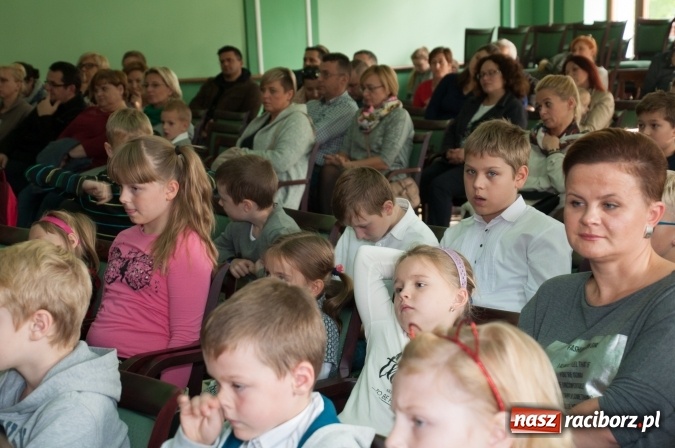 Zdjęcie w galerii na portalu naszraciborz.pl: Uniwersytet Dziecięcy w Raciborzu zainaugurował nowy rok akademicki  wiadomości z regionu