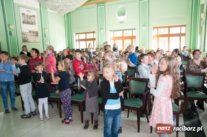 Zdjęcie w galerii na portalu naszraciborz.pl: Uniwersytet Dziecięcy w Raciborzu zainaugurował nowy rok akademicki  wiadomości z regionu