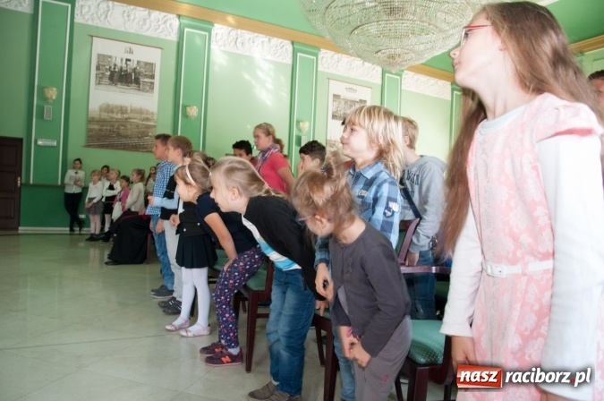 Zdjęcie w galerii na portalu naszraciborz.pl: Uniwersytet Dziecięcy w Raciborzu zainaugurował nowy rok akademicki  wiadomości z regionu