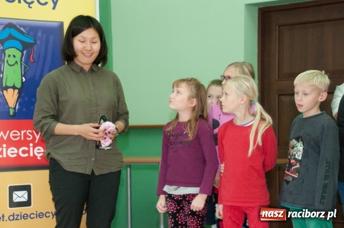 Zdjęcie w galerii na portalu naszraciborz.pl: Uniwersytet Dziecięcy w Raciborzu zainaugurował nowy rok akademicki  wiadomości z regionu