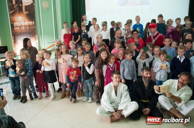 Zdjęcie w galerii na portalu naszraciborz.pl: Uniwersytet Dziecięcy w Raciborzu zainaugurował nowy rok akademicki  wiadomości z regionu