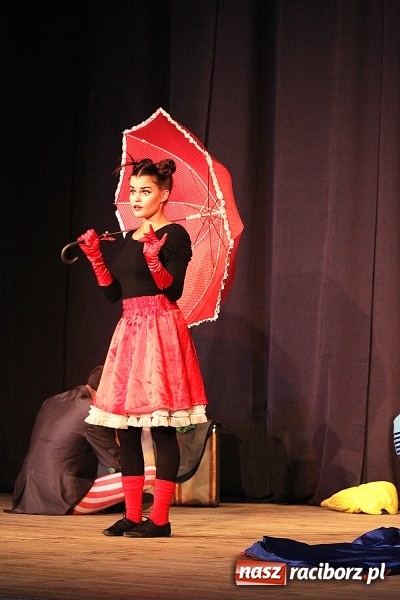 Zdjęcie w galerii na portalu naszraciborz.pl: Pchła Szachrajka w Raciborskim Centrum Kultury wiadomości z regionu