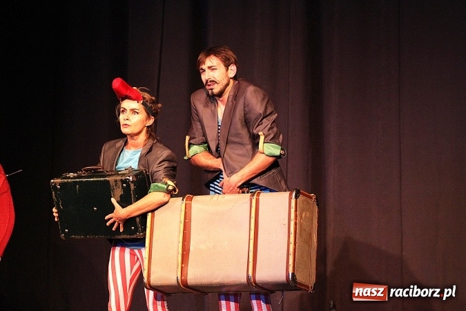 Zdjęcie w galerii na portalu naszraciborz.pl: Pchła Szachrajka w Raciborskim Centrum Kultury wiadomości z regionu