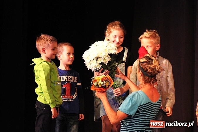 Zdjęcie w galerii na portalu naszraciborz.pl: Pchła Szachrajka w Raciborskim Centrum Kultury wiadomości z regionu