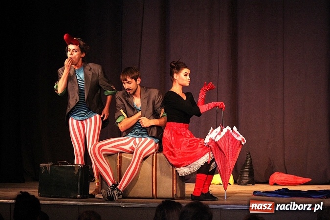 Zdjęcie w galerii na portalu naszraciborz.pl: Pchła Szachrajka w Raciborskim Centrum Kultury wiadomości z regionu