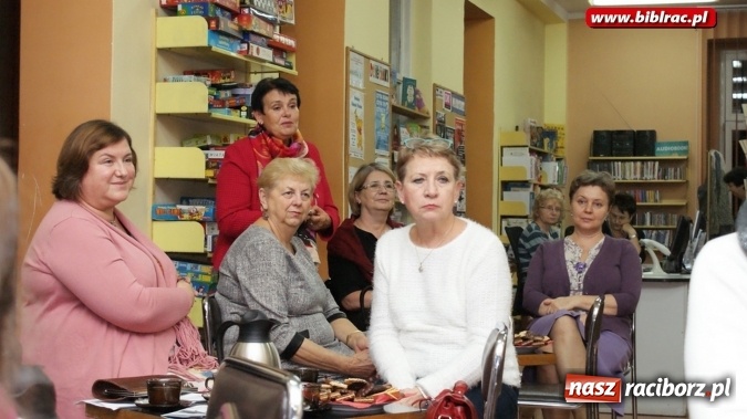 Zdjęcie w galerii na portalu naszraciborz.pl: Pokonać chorobę sztuką po raz kolejny w raciborskiej bibliotece wiadomości z regionu