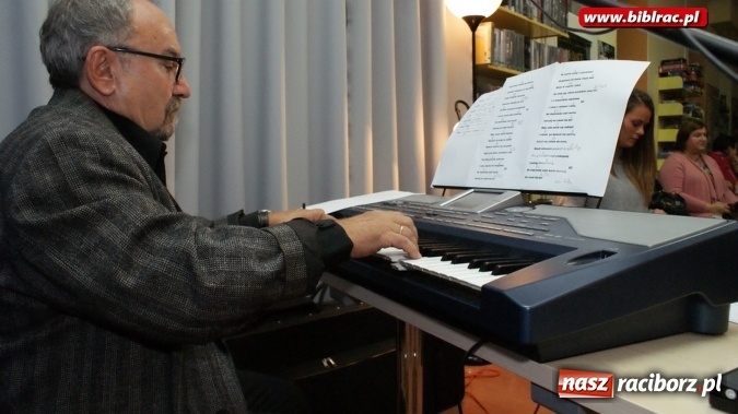 Zdjęcie w galerii na portalu naszraciborz.pl: Pokonać chorobę sztuką po raz kolejny w raciborskiej bibliotece wiadomości z regionu