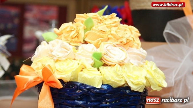 Zdjęcie w galerii na portalu naszraciborz.pl: Pokonać chorobę sztuką po raz kolejny w raciborskiej bibliotece wiadomości z regionu