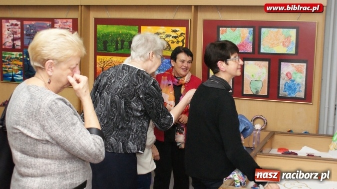 Zdjęcie w galerii na portalu naszraciborz.pl: Pokonać chorobę sztuką po raz kolejny w raciborskiej bibliotece wiadomości z regionu