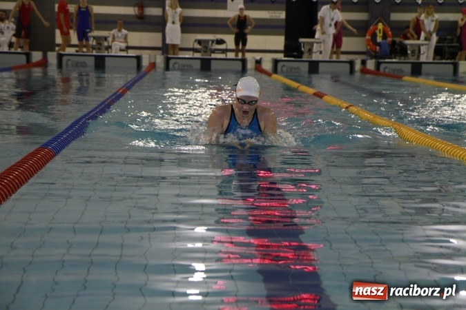 Zdjęcie w galerii na portalu naszraciborz.pl: Pływanie: Pierwszy rekord Polski i zwycięstwo Dolnego Śląska wiadomości z regionu
