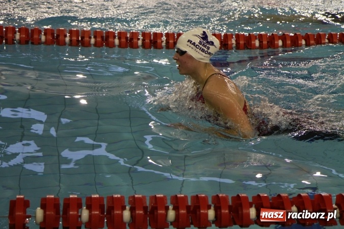 Zdjęcie w galerii na portalu naszraciborz.pl: Pływanie: Pierwszy rekord Polski i zwycięstwo Dolnego Śląska wiadomości z regionu