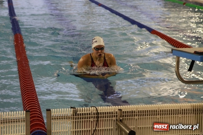 Zdjęcie w galerii na portalu naszraciborz.pl: Pływanie: Pierwszy rekord Polski i zwycięstwo Dolnego Śląska wiadomości z regionu