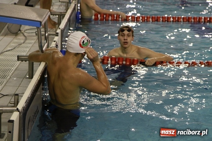 Zdjęcie w galerii na portalu naszraciborz.pl: Pływanie: Pierwszy rekord Polski i zwycięstwo Dolnego Śląska wiadomości z regionu