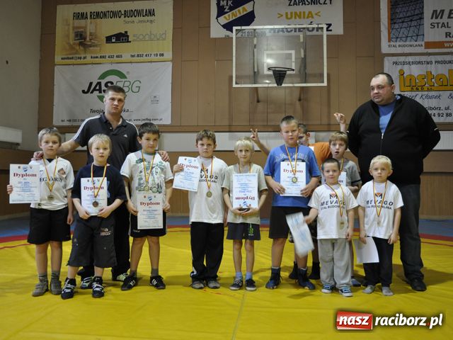 Zdjęcie w galerii na portalu naszraciborz.pl: Turniej mikołajkowy w zapasach wiadomości z regionu