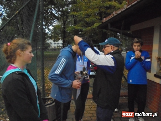 Zdjęcie w galerii na portalu naszraciborz.pl: Na korcie Rafako rozegrano Młodzieżowe Mistrzostwa Raciborza do 20 lat  wiadomości z regionu
