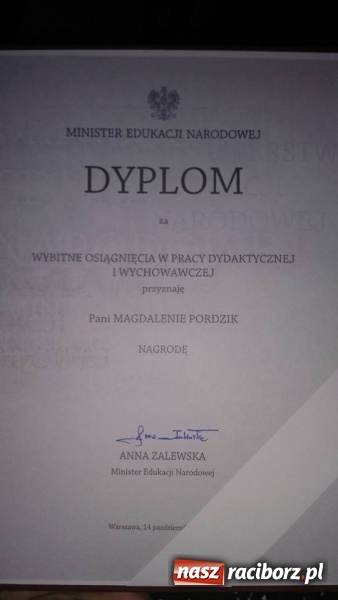 Zdjęcie w galerii na portalu naszraciborz.pl: Nagroda Ministra Edukacji dla nauczycielki Gimnazjum nr 5 wiadomości z regionu
