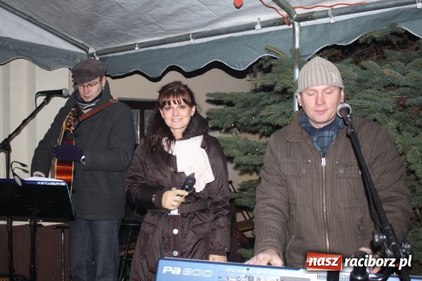 Zdjęcie w galerii na portalu naszraciborz.pl: Weihnachtsmarkt w Tworkowie wiadomości z regionu