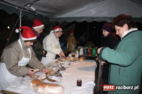 Zdjęcie w galerii na portalu naszraciborz.pl: Weihnachtsmarkt w Tworkowie wiadomości z regionu